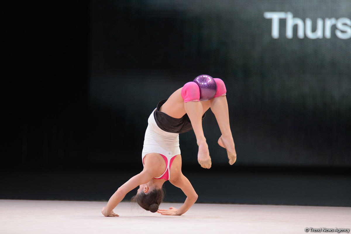 Bakıda bədii gimnastika üzrə Dünya Kuboku iştirakçılarının podium məşqləri başlayıb (FOTO)