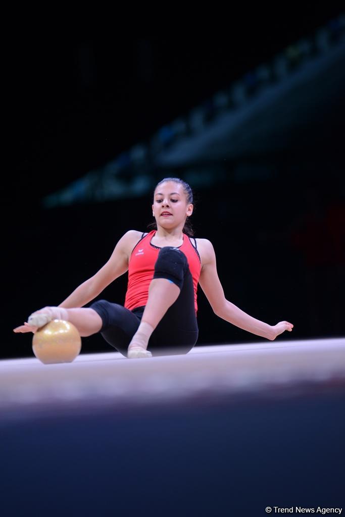 Bakıda bədii gimnastika üzrə Dünya Kuboku iştirakçılarının podium məşqləri başlayıb (FOTO)