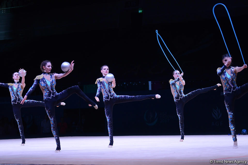 Bədii gimnastika üzrə Dünya Kuboku yarışlarında ən yaxşı məqamlar - ikinci gün (FOTO)