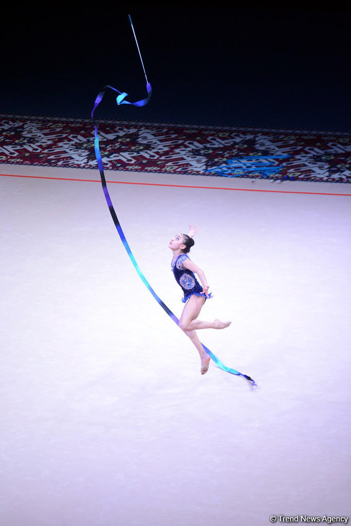 Bədii gimnastika üzrə Dünya Kuboku yarışlarında (FOTO)