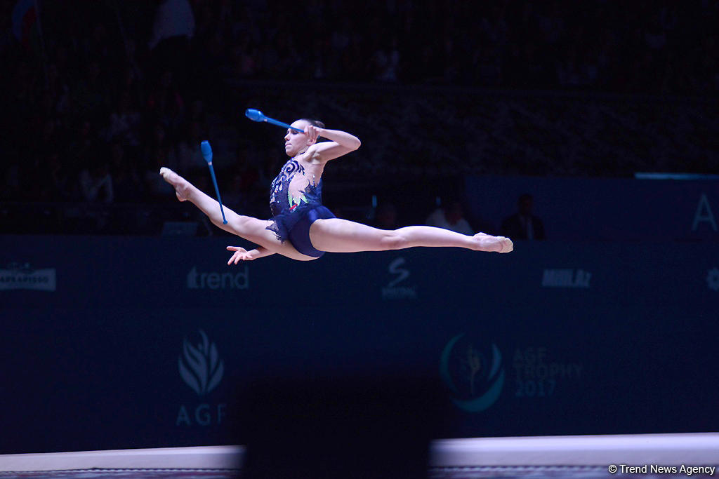 Bədii gimnastika üzrə Dünya Kuboku yarışlarında (FOTO)