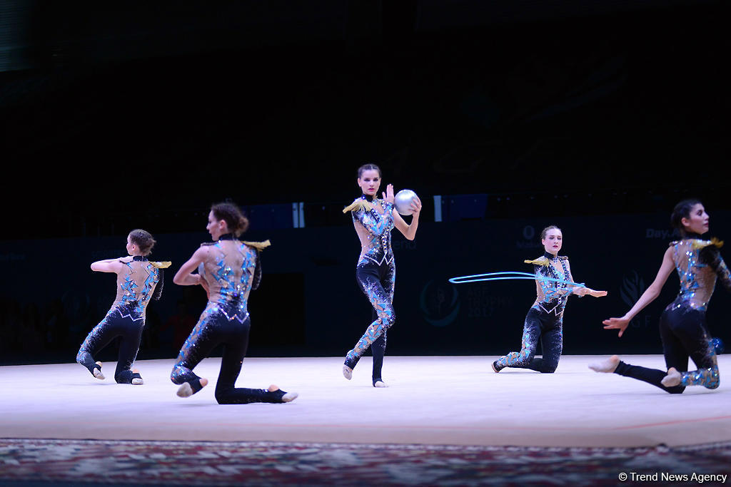 Bədii gimnastika üzrə Dünya Kuboku yarışlarında (FOTO)