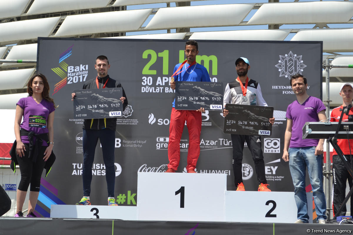 Bakı Marafonu 2017-nin qalibləri (FOTO)