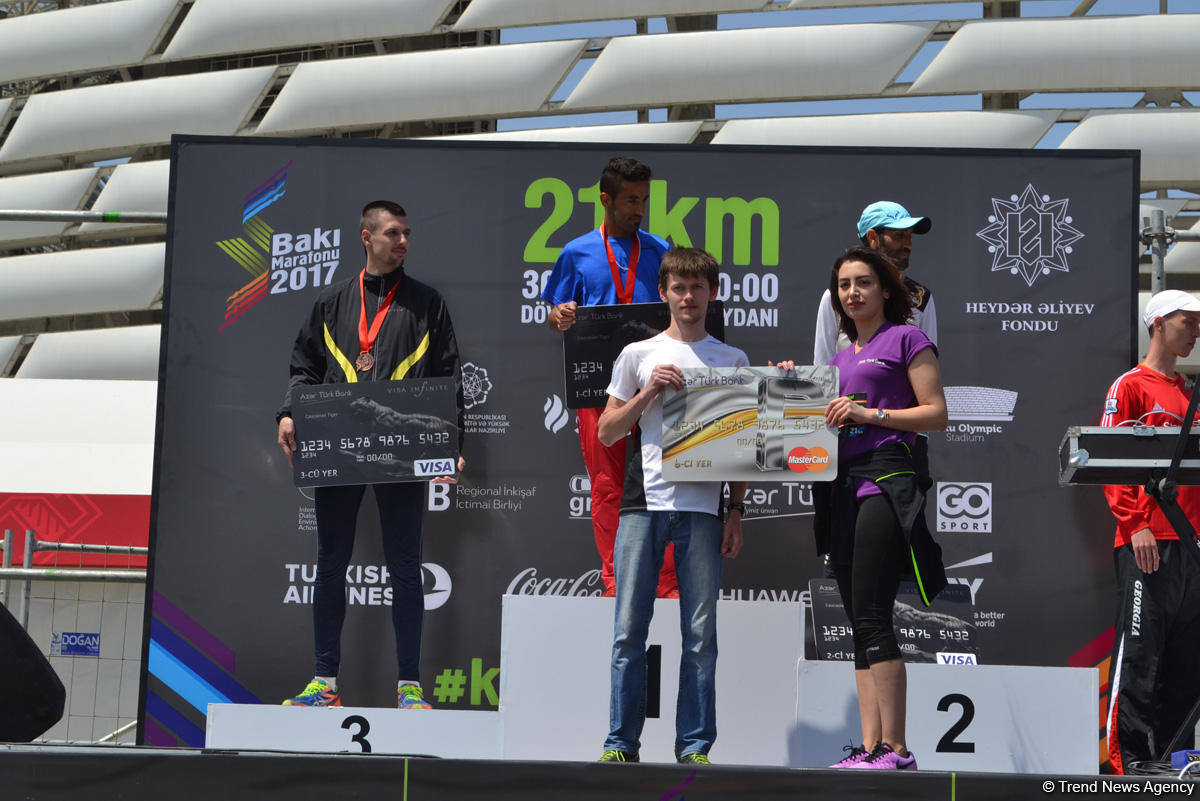 Bakı Marafonu 2017-nin qalibləri (FOTO)