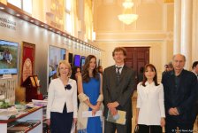 Nərgiz Paşayeva: "Ən müqəddəs vəzifəmiz – Nizami Gəncəvinin adını Oksford Universitetində daimi yaşatmaqdır" (FOTO)