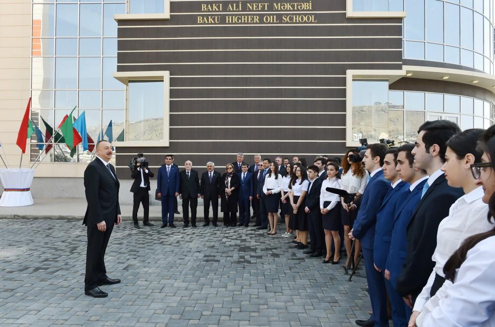 Prezident İlham Əliyev Bakı Ali Neft Məktəbinin kampusunun açılışında iştirak edib (FOTO) (YENİLƏNİB-2)