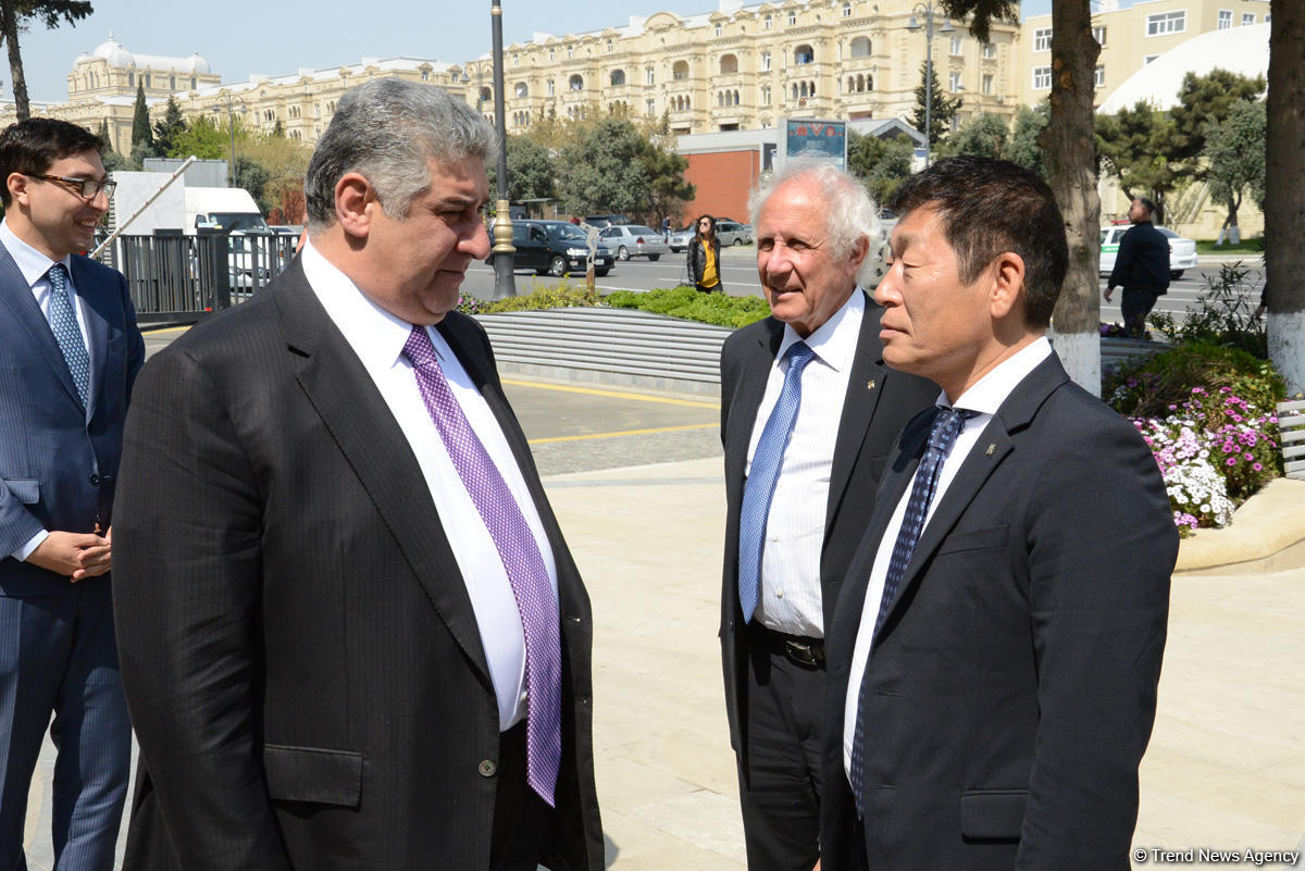 FIG prezidenti Azərbaycan Dövlət Bədən Tərbiyəsi və İdman Akademiyasının “Fəxri doktor”u olub (FOTO)