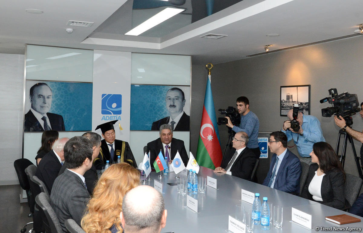 FIG prezidenti Azərbaycan Dövlət Bədən Tərbiyəsi və İdman Akademiyasının “Fəxri doktor”u olub (FOTO)