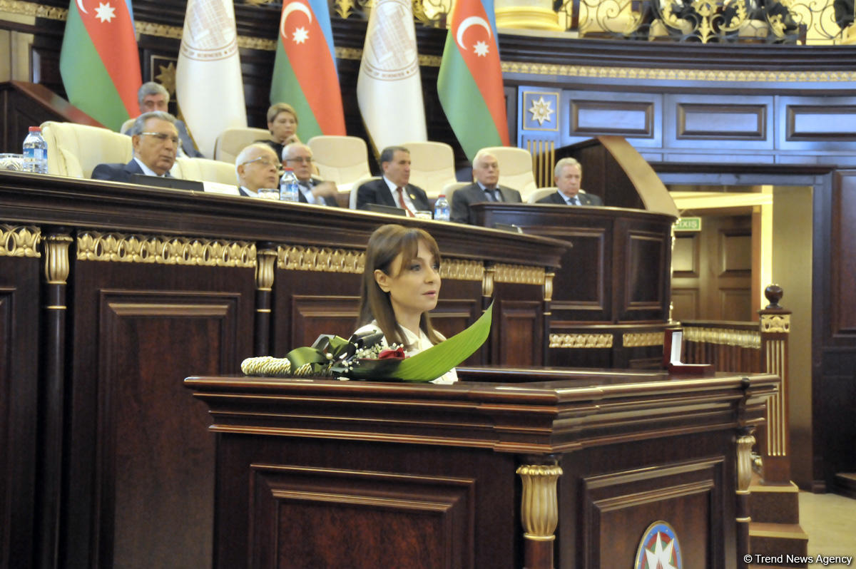 Nərgiz Paşayeva: "Ən müqəddəs vəzifəmiz – Nizami Gəncəvinin adını Oksford Universitetində daimi yaşatmaqdır" (FOTO)