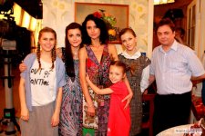 "Papinı doçki" serial ulduzu Miroslava Karpoviç Bakıya gələcək (FOTO)