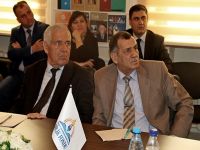 Bilik Fondunda rumıniyalı alimin “Kamal Abdulla: dolğunluq fəlsəfəsi” monoqrafiyasının təqdimatı olub (FOTO)