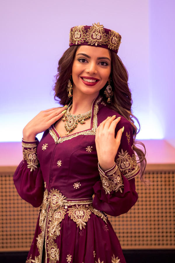 Azərbaycan təmsilçisi Avstriyada “Miss Union”un qalibi oldu (FOTO)