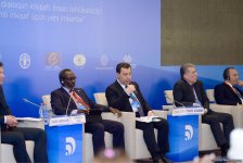 IV Ümumdünya Mədəniyyətlərarası Dialoq Forumunun ikinci günü FOTOLARDA