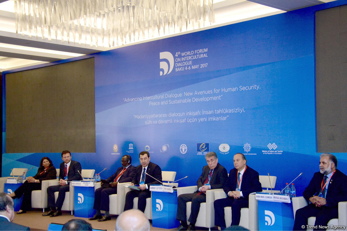 IV Ümumdünya Mədəniyyətlərarası Dialoq Forumunun ikinci günü FOTOLARDA