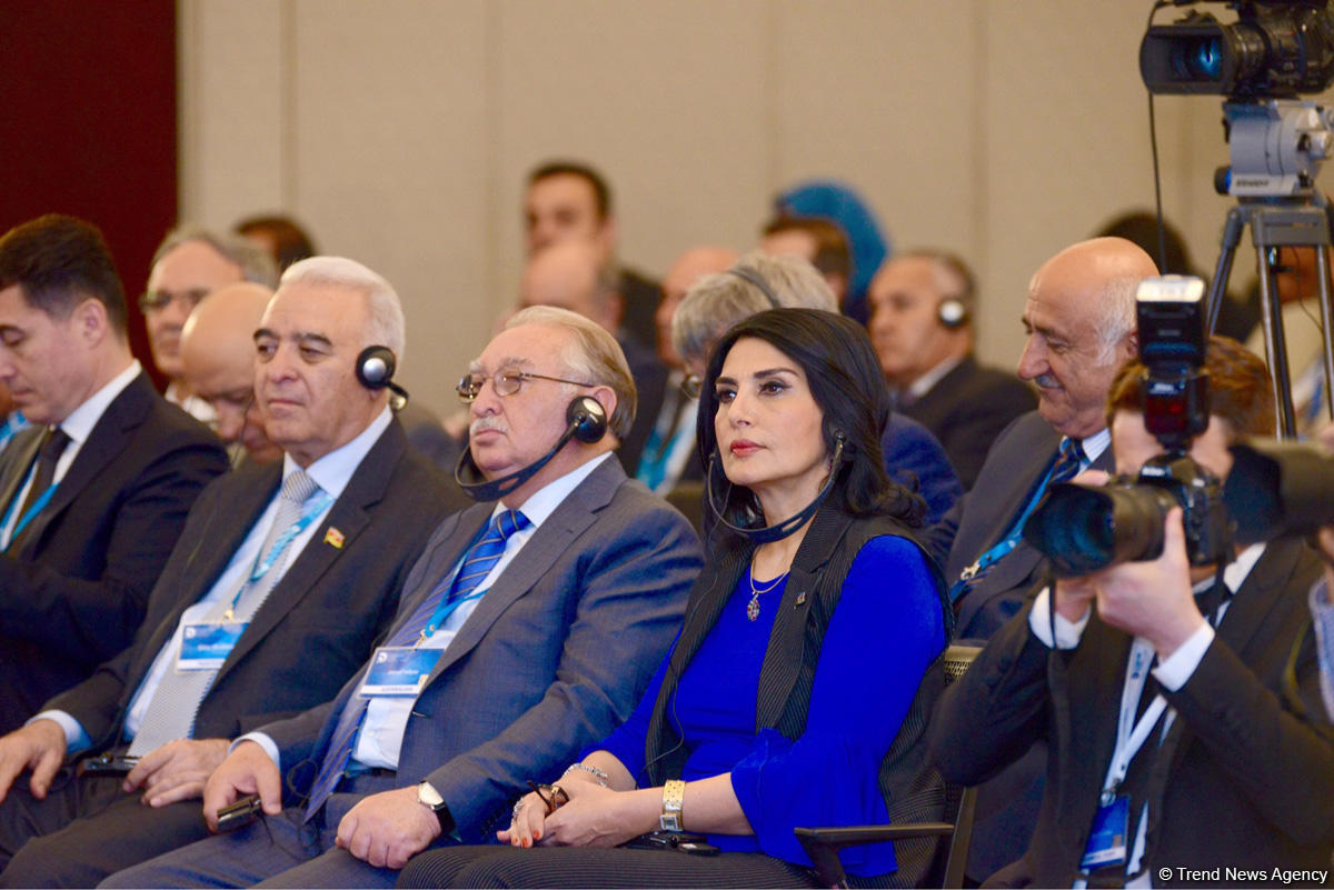 IV Ümumdünya Mədəniyyətlərarası Dialoq Forumunun ikinci günü FOTOLARDA