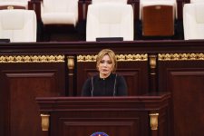 Prezident İlham Əliyev və xanımı tanınmış alim, akademik Rəfiqə Əliyeva ilə vida mərasimində iştirak ediblər (FOTO) (YENİLƏNİB)