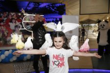 Leyla Əliyeva xüsusi qayğıya ehtiyacı olan uşaqlar üçün keçirilən şənlikdə iştirak edib (FOTO)