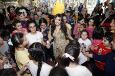 Leyla Əliyeva xüsusi qayğıya ehtiyacı olan uşaqlar üçün keçirilən şənlikdə iştirak edib (FOTO)