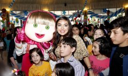Leyla Əliyeva xüsusi qayğıya ehtiyacı olan uşaqlar üçün keçirilən şənlikdə iştirak edib (FOTO)