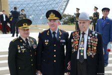 Azərbaycan ictimaiyyəti faşizm üzərində Qələbənin 72-ci ildönümünü qeyd edir (FOTO)