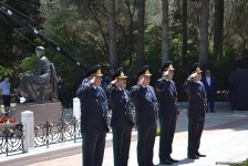 Azərbaycan ictimaiyyəti ümummilli lider Heydər Əliyevin anadan olmasının 94-cü ildönümünü qeyd edir (FOTO)