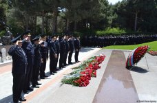 Azərbaycan ictimaiyyəti ümummilli lider Heydər Əliyevin anadan olmasının 94-cü ildönümünü qeyd edir (FOTO)