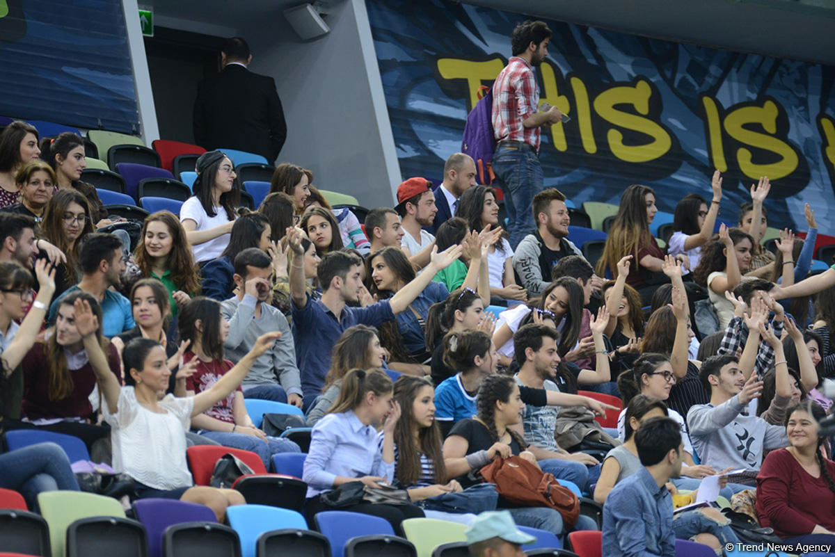 İslamiada çərçivəsində bədii gimnastika üzrə yarışlara start verildi (FOTO)