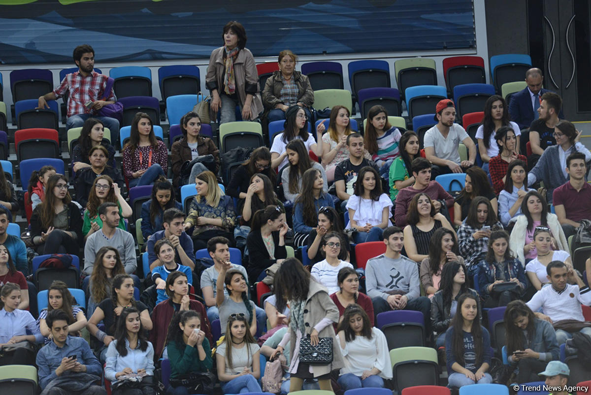 İslamiada çərçivəsində bədii gimnastika üzrə yarışlara start verildi (FOTO)