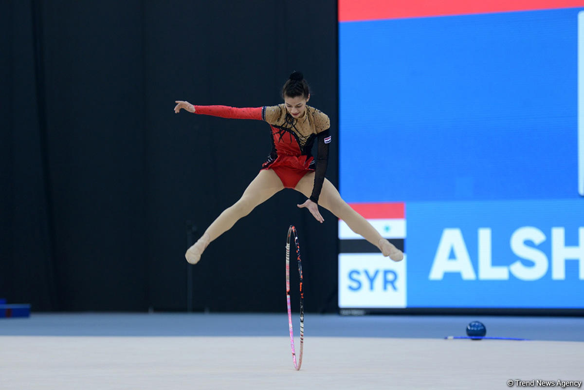 İslamiada çərçivəsində bədii gimnastika üzrə yarışlara start verildi (FOTO)