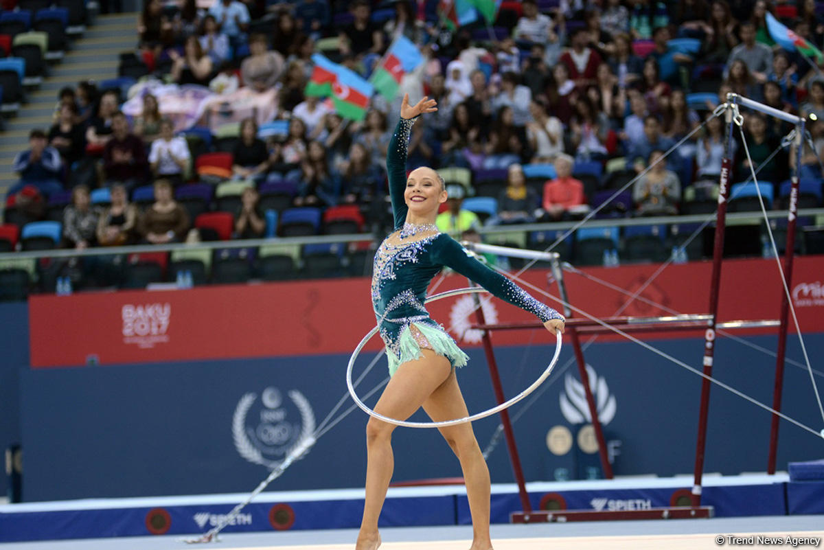 İslamiada çərçivəsində bədii gimnastika üzrə yarışlara start verildi (FOTO)