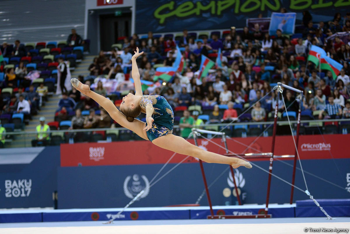 İslamiada çərçivəsində bədii gimnastika üzrə yarışlara start verildi (FOTO)