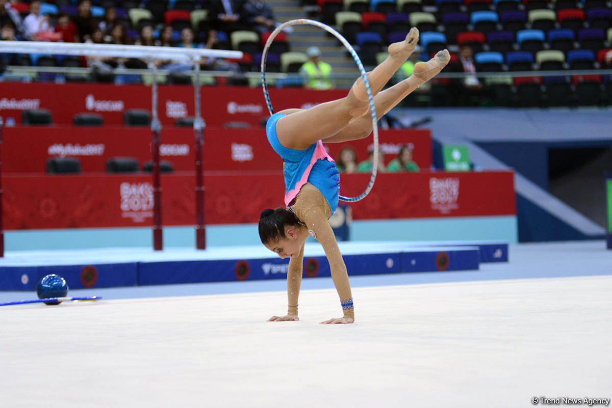 İslamiada çərçivəsində bədii gimnastika üzrə yarışlara start verildi (FOTO)