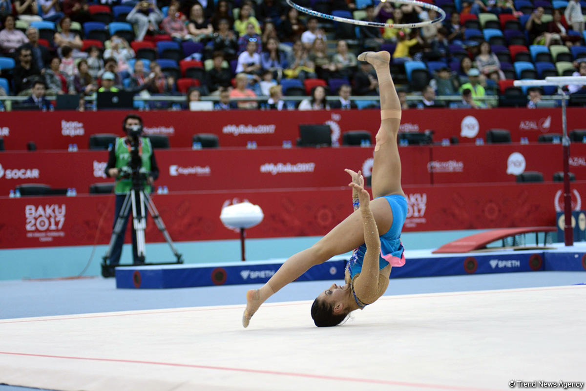İslamiada çərçivəsində bədii gimnastika üzrə yarışlara start verildi (FOTO)