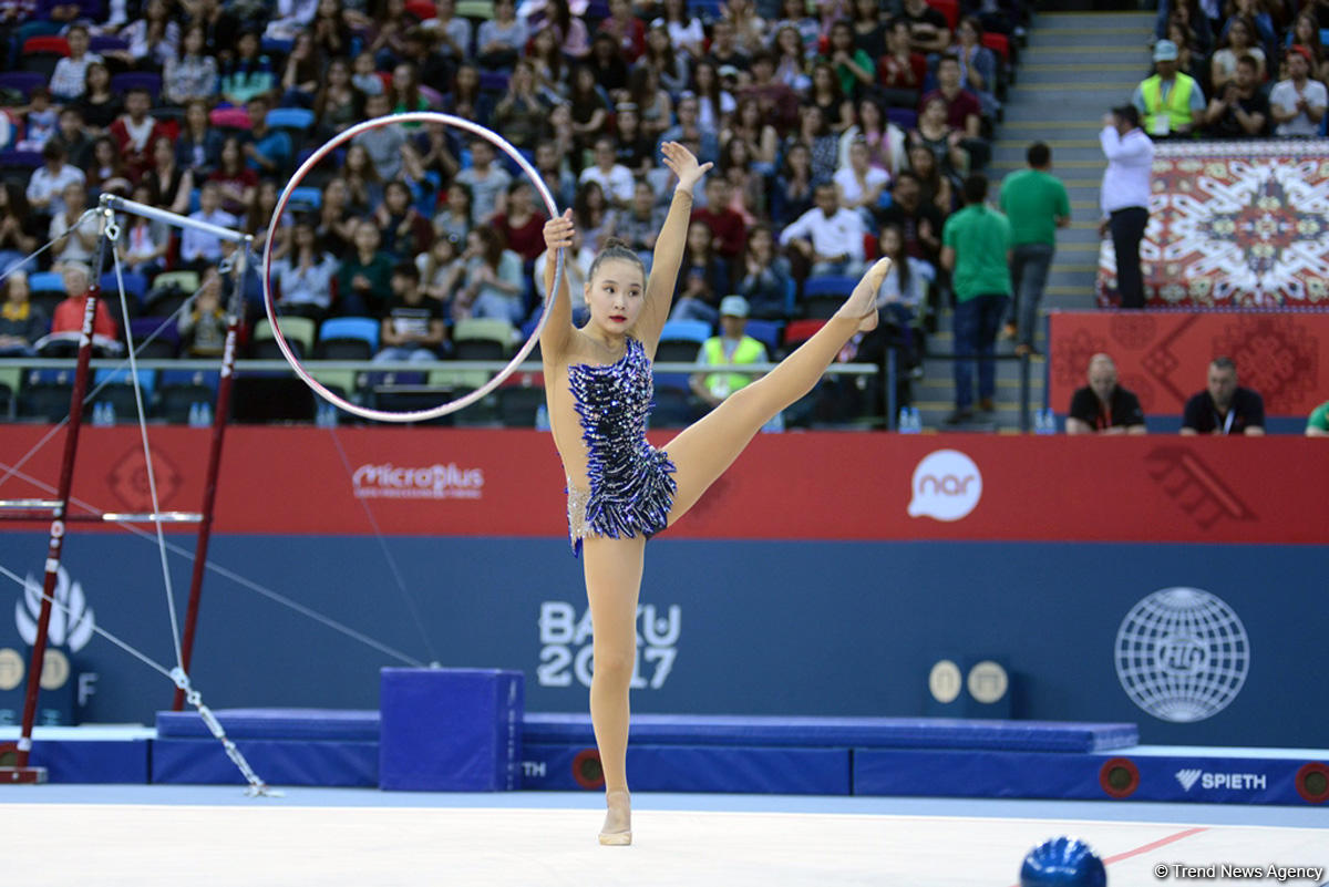 İslamiada çərçivəsində bədii gimnastika üzrə yarışlara start verildi (FOTO)