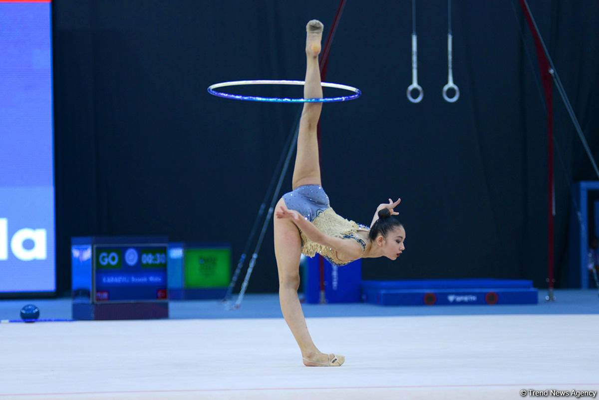 İslamiada çərçivəsində bədii gimnastika üzrə yarışlara start verildi (FOTO)