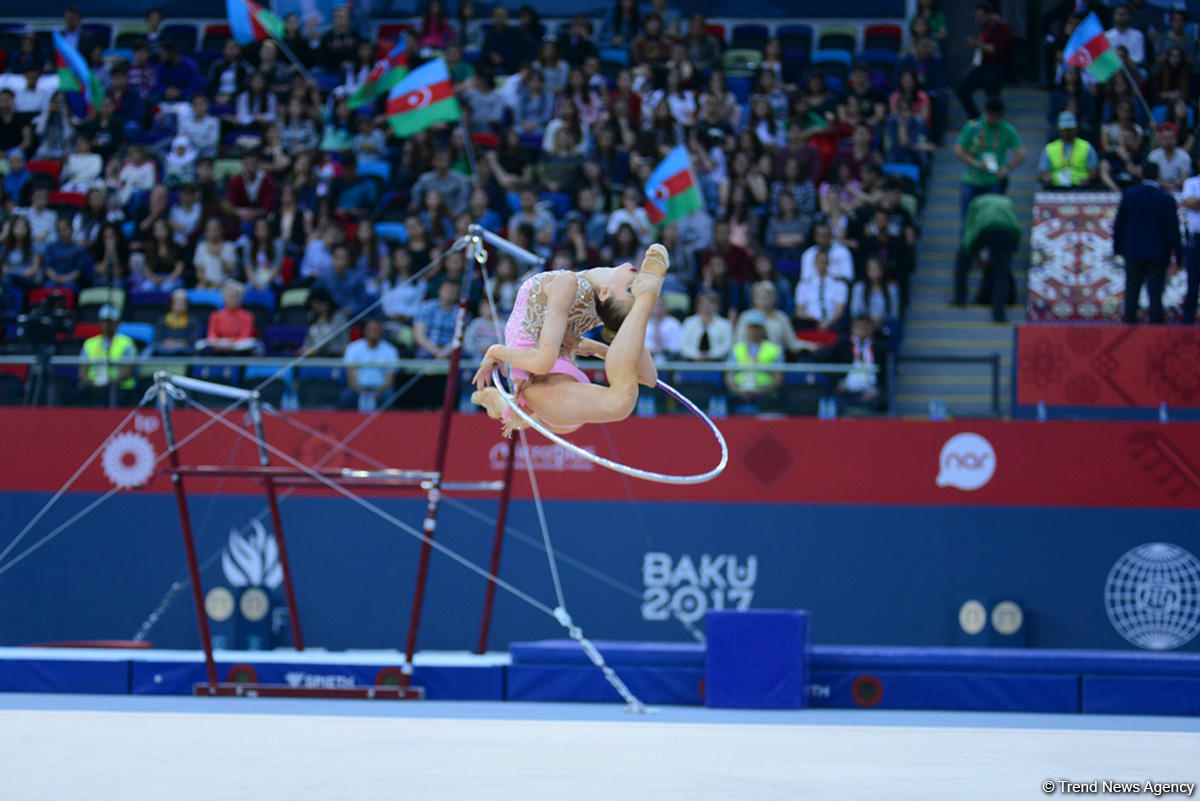 İslamiada çərçivəsində bədii gimnastika üzrə yarışlara start verildi (FOTO)