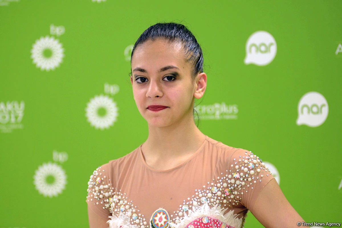 İslamiada çərçivəsində bədii gimnastika üzrə yarışlara start verildi (FOTO)