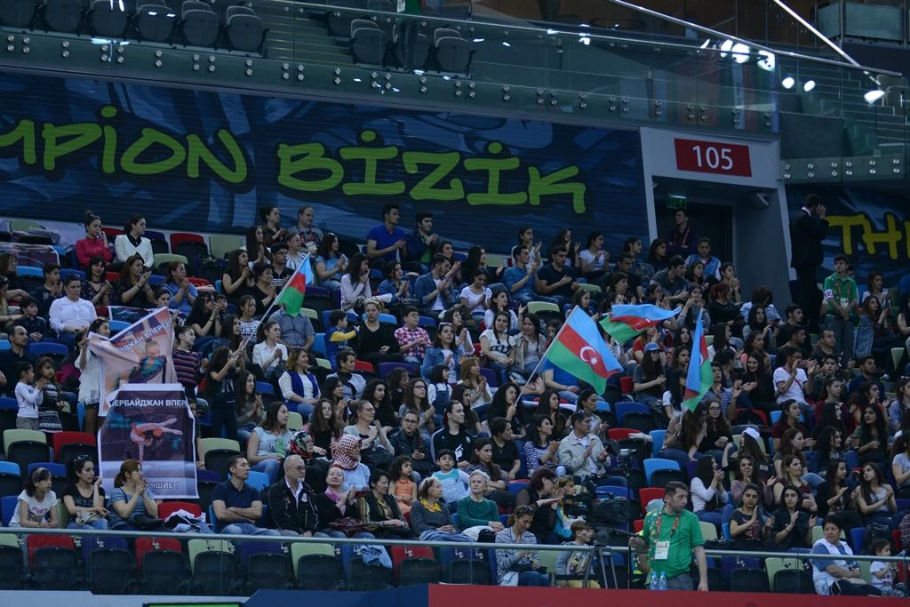 İslamiadada bədii gimnastika üzrə yarışların ikinci günü FOTOLARDA 