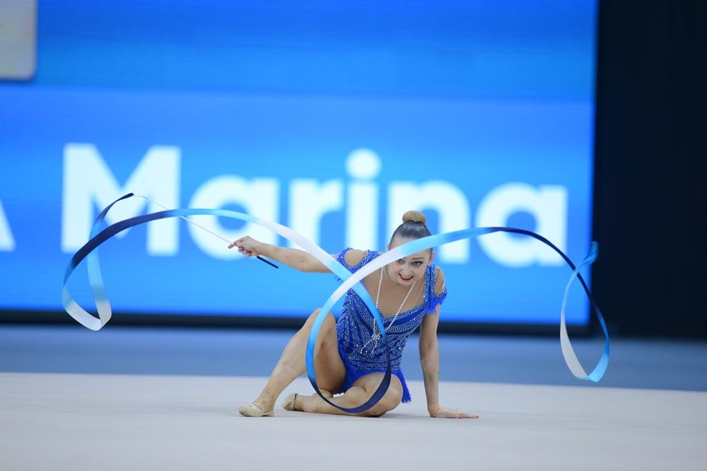İslamiadada bədii gimnastika üzrə yarışların ikinci günü FOTOLARDA 