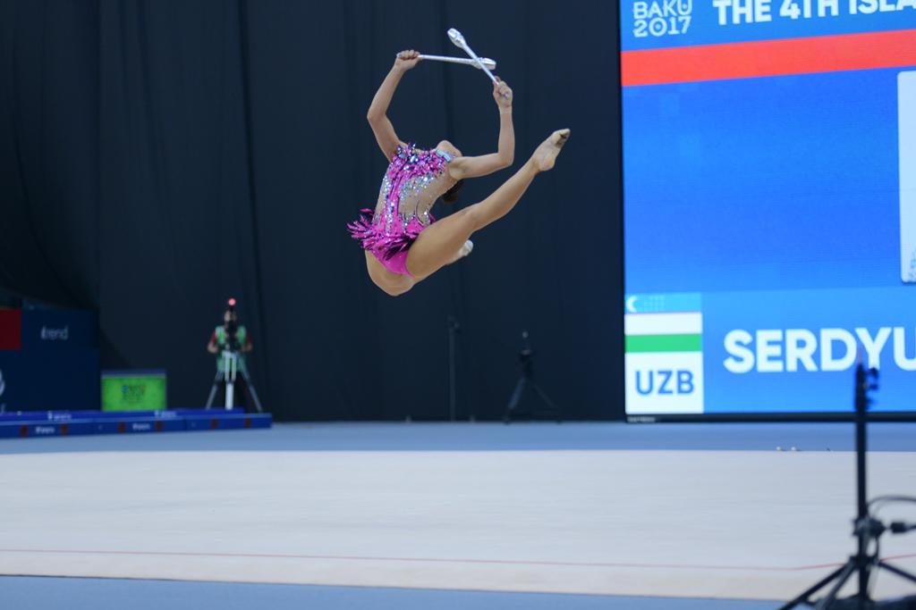 İslamiadada bədii gimnastika üzrə yarışların ikinci günü FOTOLARDA 