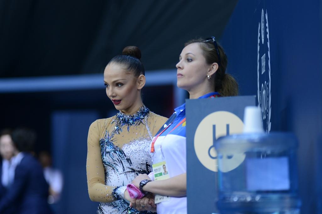 İslamiadada bədii gimnastika üzrə yarışların ikinci günü FOTOLARDA 