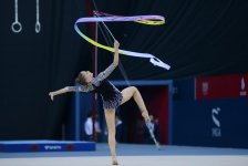 İslamiadada bədii gimnastika üzrə yarışların ikinci günü FOTOLARDA 