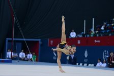 İslamiadada bədii gimnastika üzrə yarışların ikinci günü FOTOLARDA 