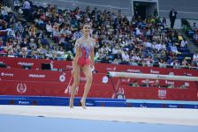 İslamiadada bədii gimnastika üzrə yarışların ikinci günü FOTOLARDA 