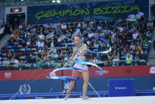 İslamiadada bədii gimnastika üzrə yarışların ikinci günü FOTOLARDA 