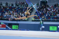 İslamiadada bədii gimnastika üzrə yarışların ikinci günü FOTOLARDA 