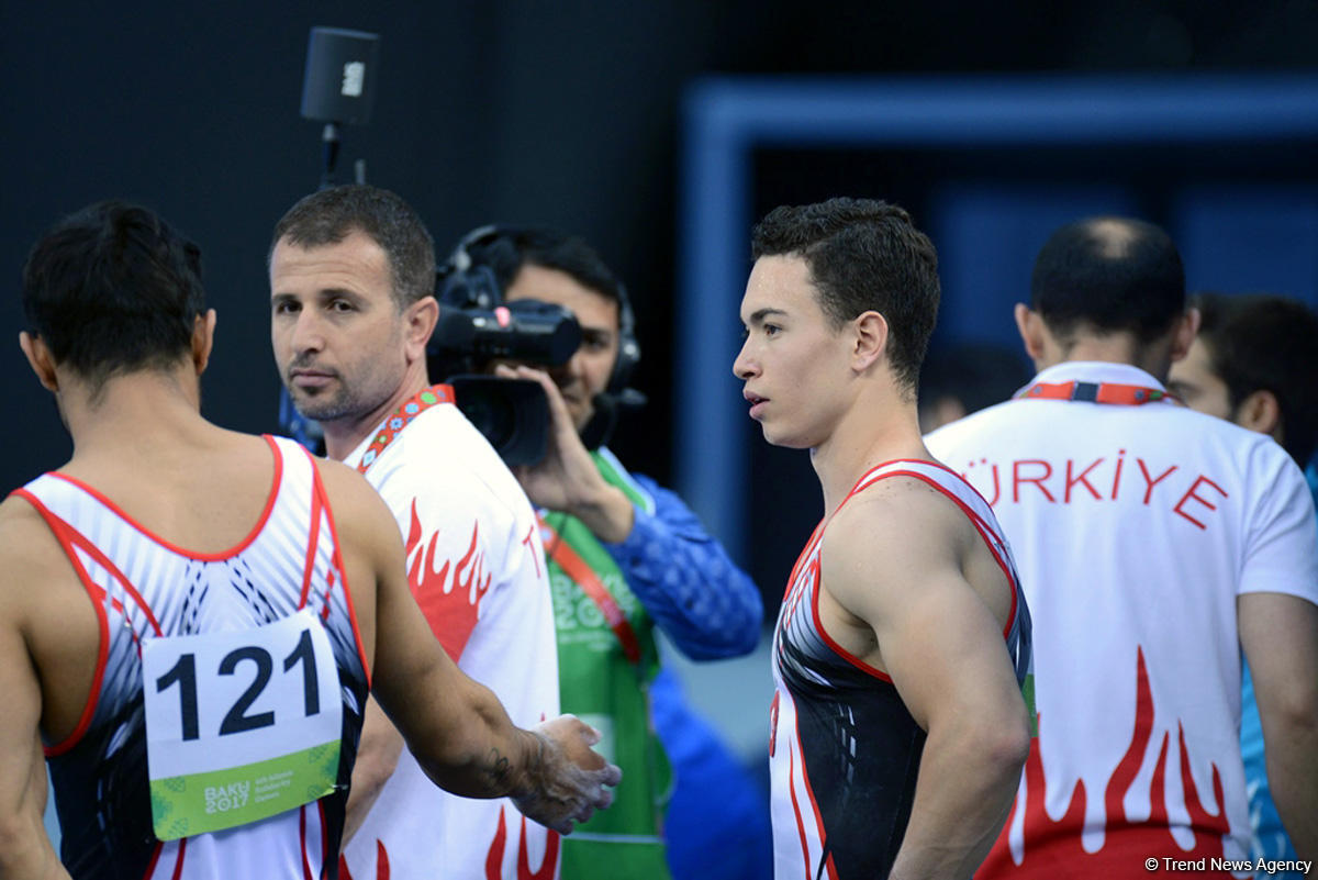 İslamiada çərçivəsində idman gimnastikası üzrə yarışlar keçirilir (FOTO)