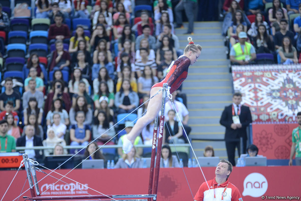 İslamiada çərçivəsində idman gimnastikası üzrə yarışlara start verildi (FOTO)