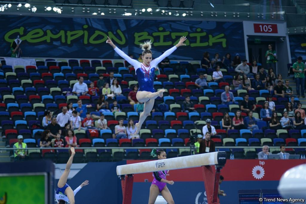 İslamiadanın idman gimnastikası yarışlarında ikinci günə start verilib (FOTO)
