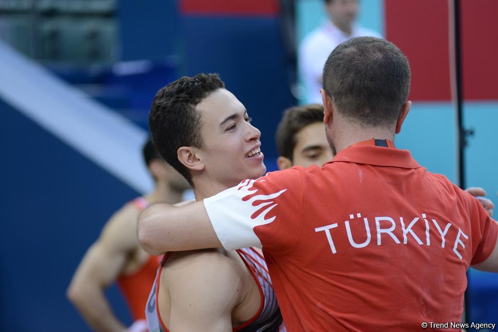 İslamiadanın idman gimnastikası yarışlarında ikinci günə start verilib (FOTO)